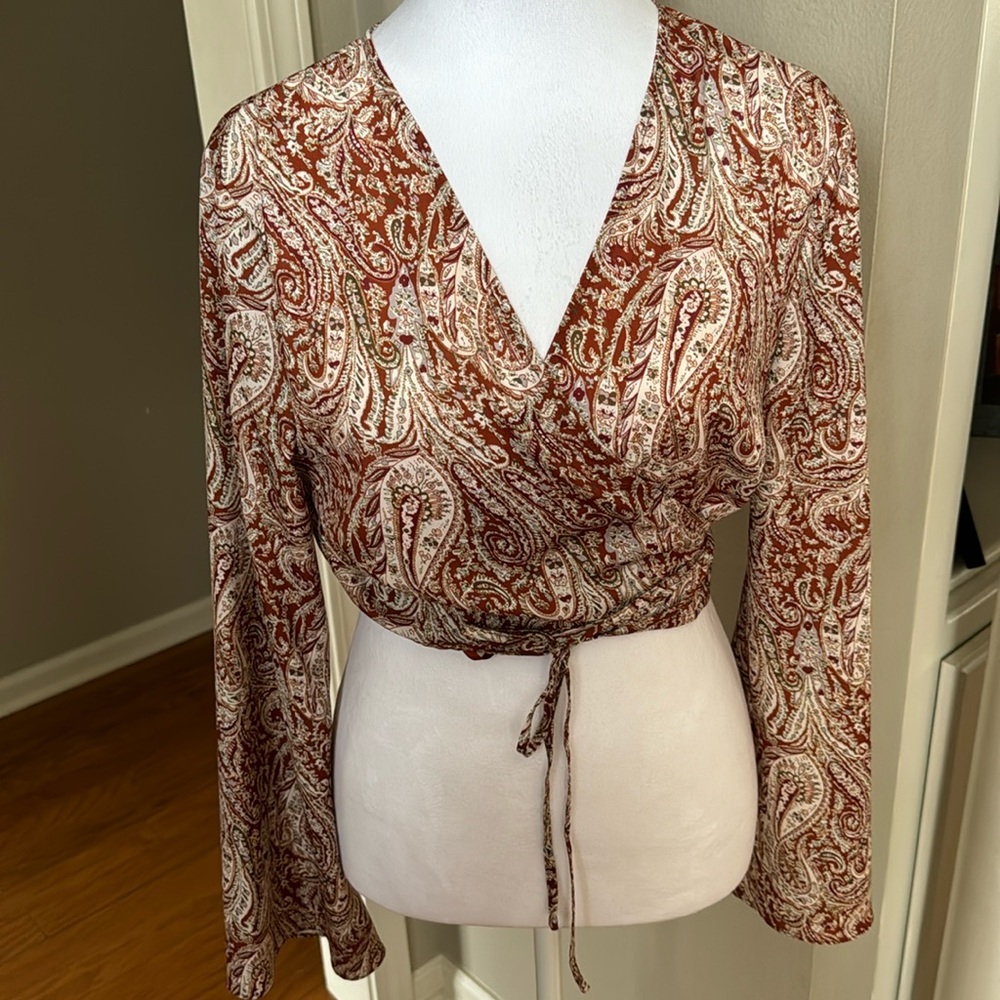 Gianni Bini Crop Wrap Top